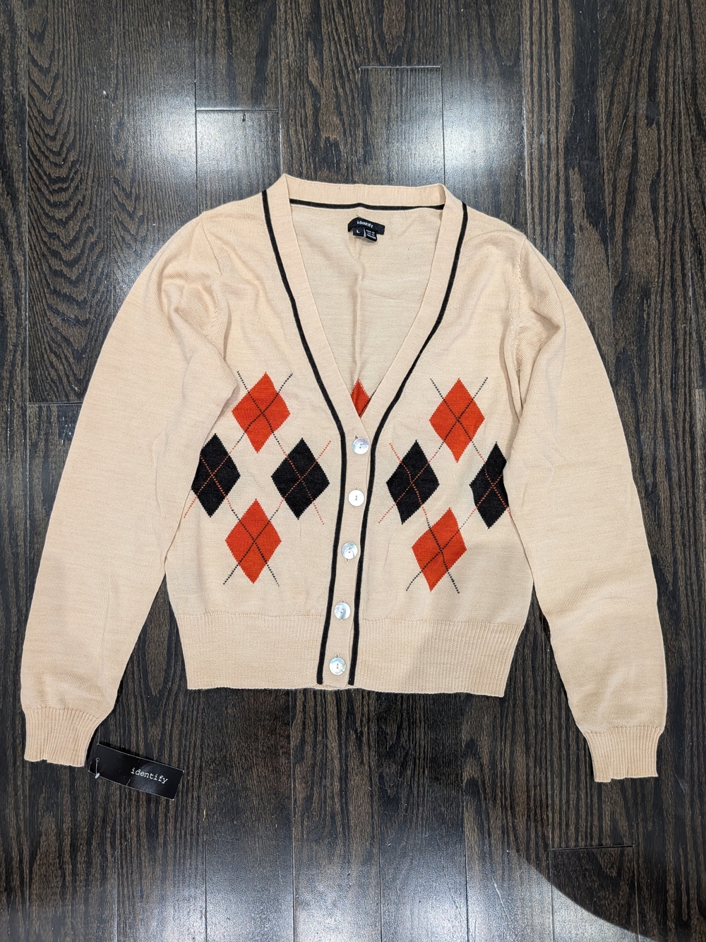 2/$50 Merino Wool Argyle Cardigan Sweater โ L Beige